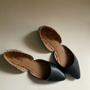 Qupid D’Orsay black and animal print flats. Size 7. Excellent condition.